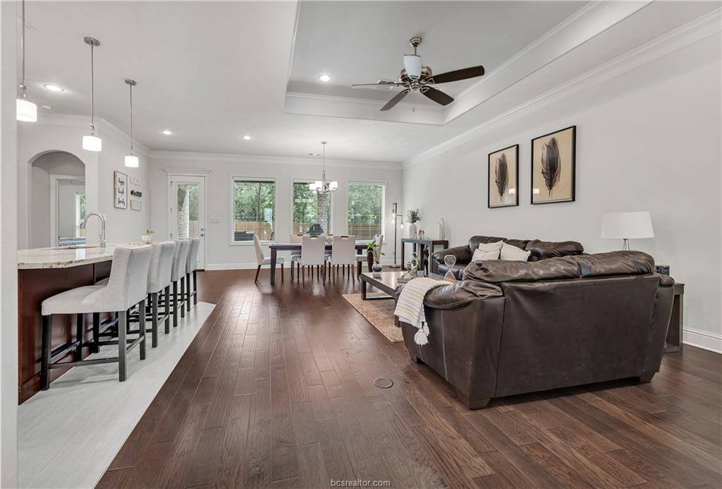 15621 Long Creek Lane, College Station, TX 77845