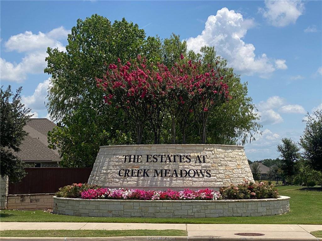 15621 Long Creek Lane, College Station, TX 77845
