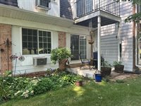 714 Kiwanis Drive, Freeport, IL 61032