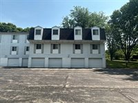 714 Kiwanis Drive, Freeport, IL 61032