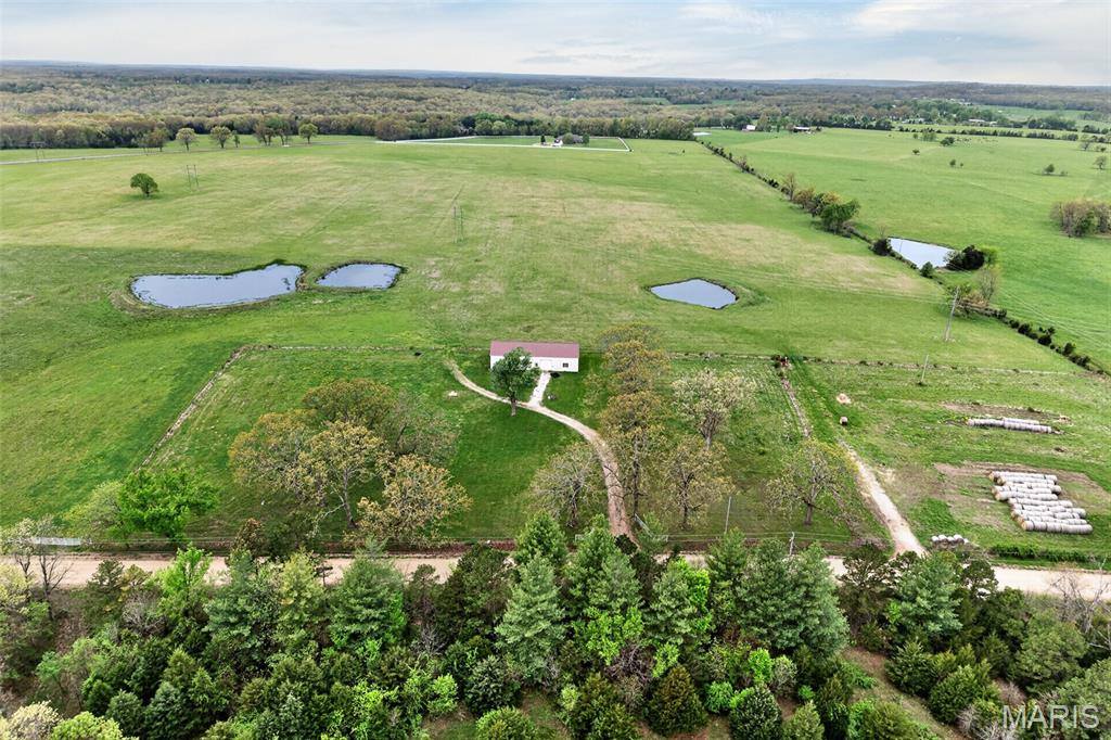 14325 Cascade Road, Dixon, MO 65459