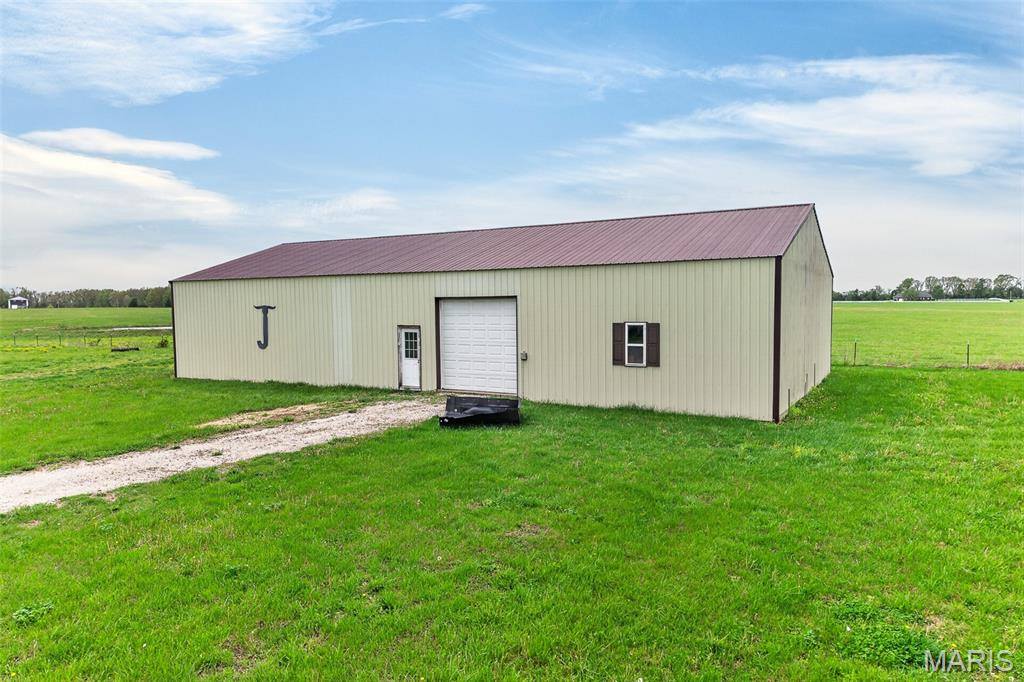 14325 Cascade Road, Dixon, MO 65459