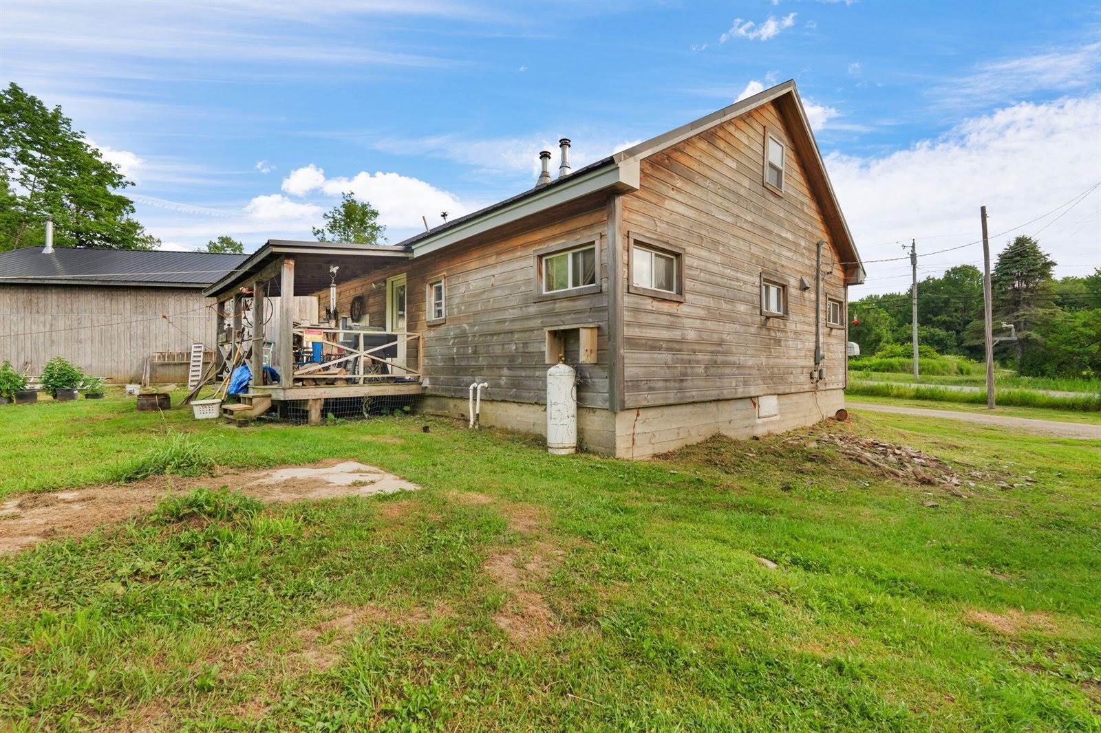 583 North Dexter Road, Dexter, ME 04930