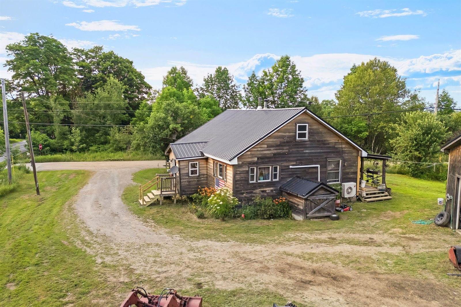 583 North Dexter Road, Dexter, ME 04930
