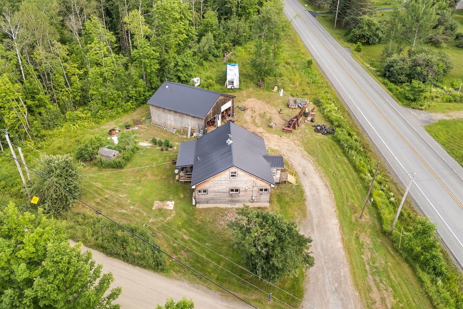 583 North Dexter Road, Dexter, ME 04930