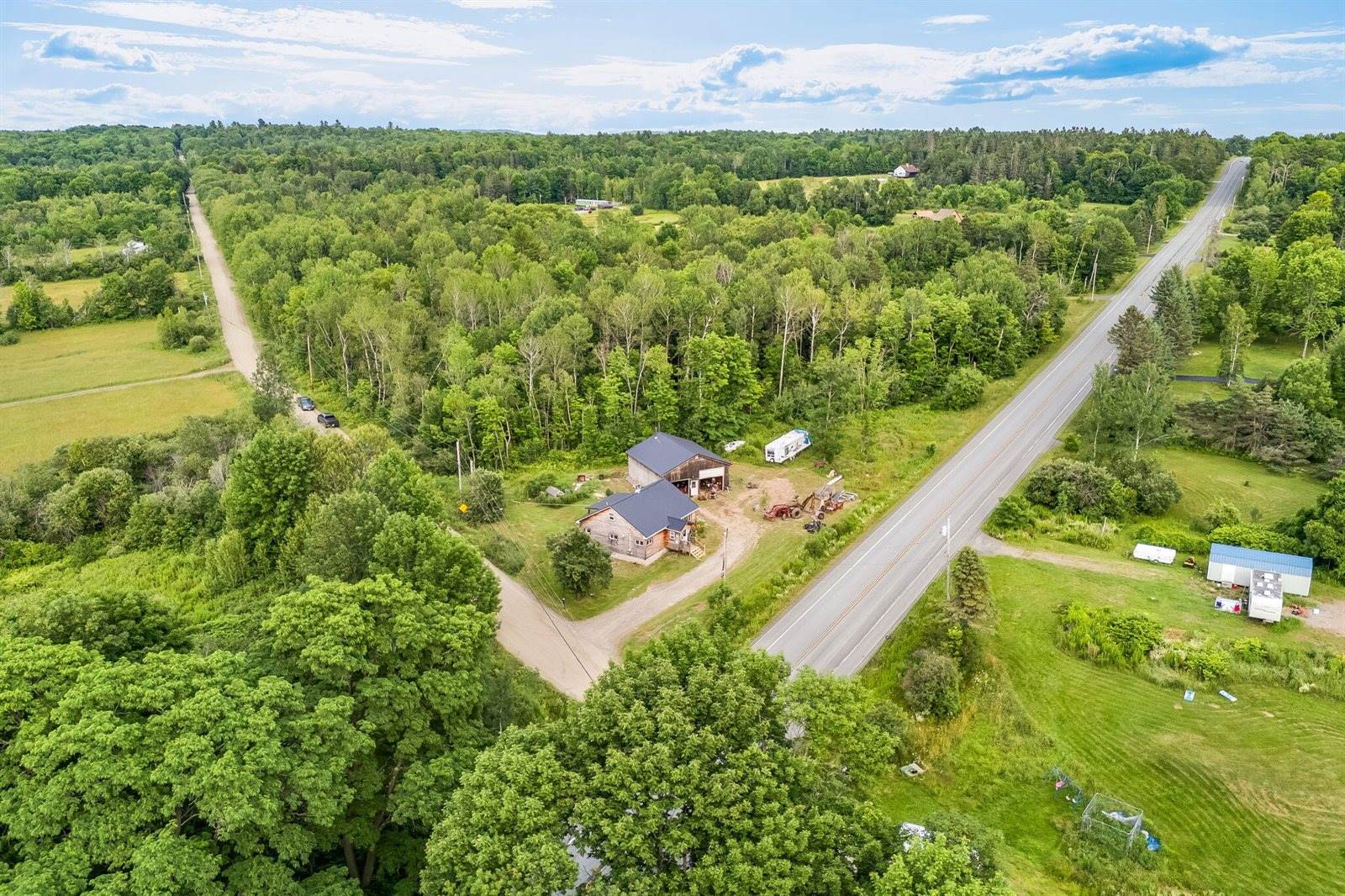 583 North Dexter Road, Dexter, ME 04930
