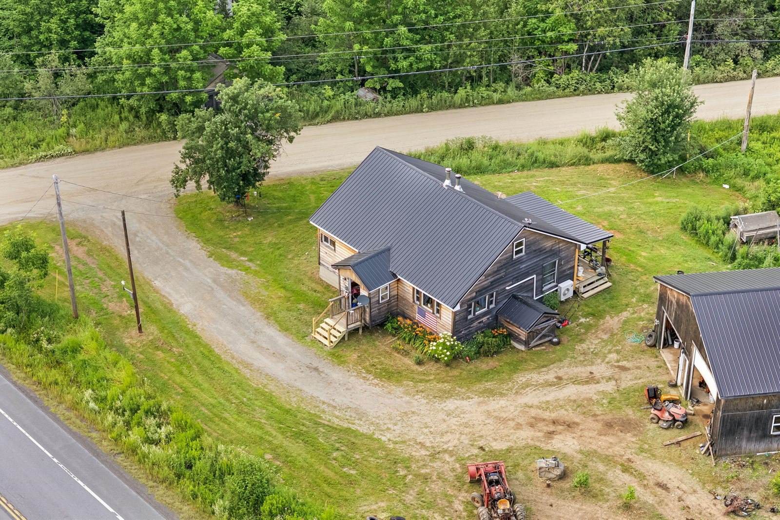 583 North Dexter Road, Dexter, ME 04930