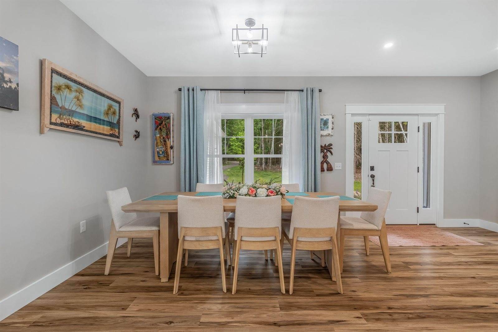 18 Crestwood Drive, Orrington, ME 04474