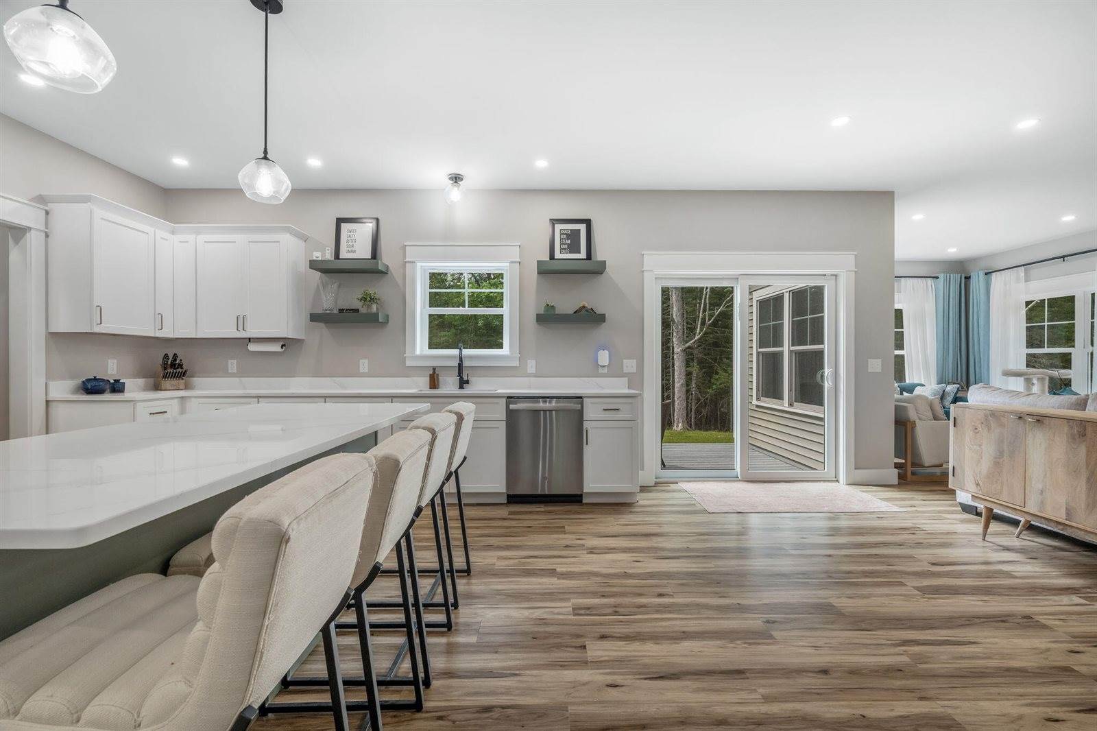 18 Crestwood Drive, Orrington, ME 04474
