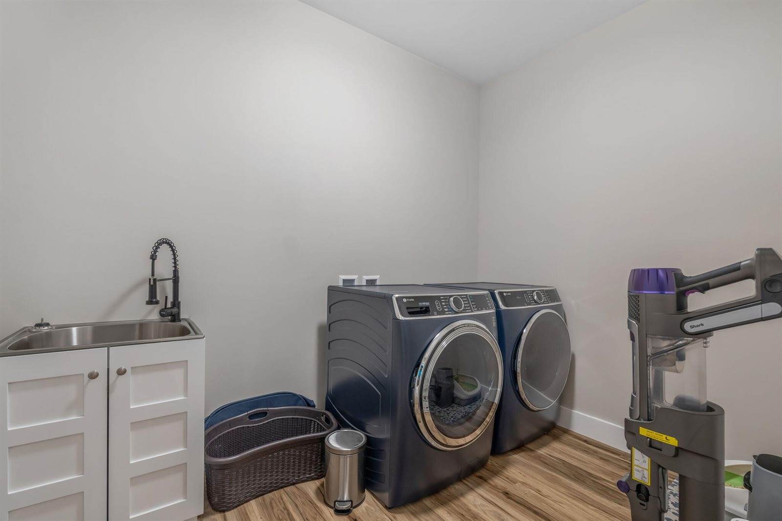 18 Crestwood Drive, Orrington, ME 04474