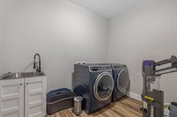 18 Crestwood Drive, Orrington, ME 04474