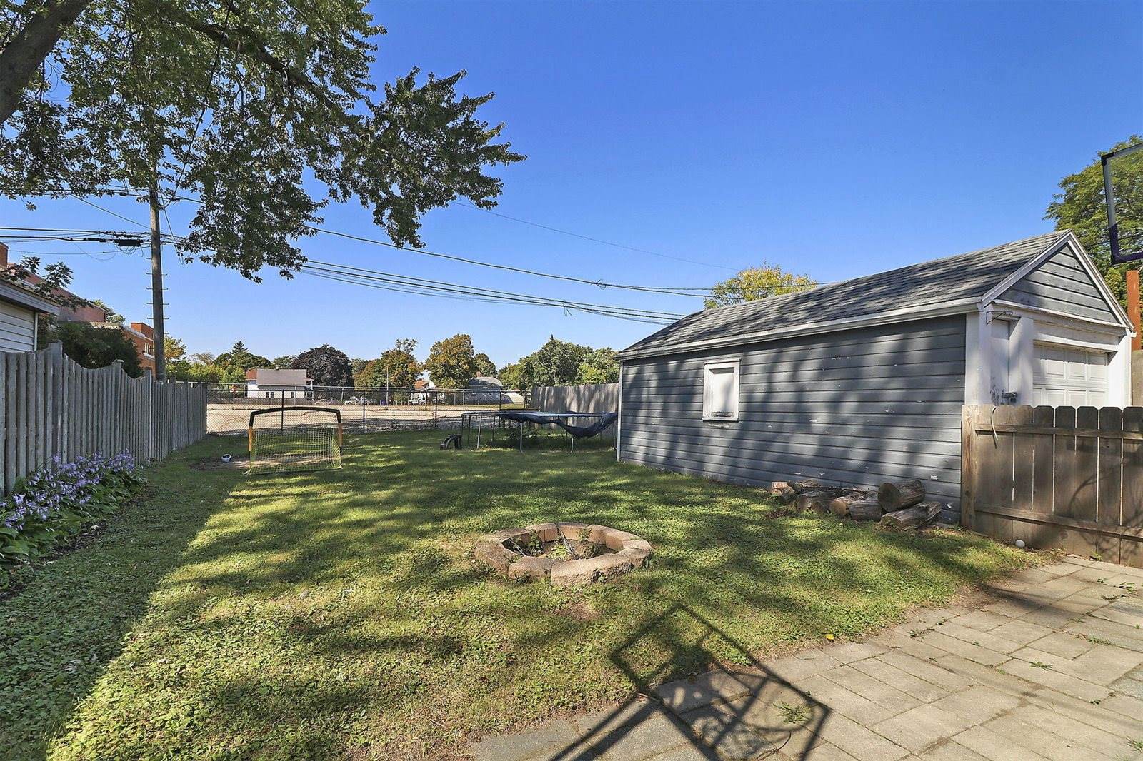 4202 18th Ave, Kenosha, WI 53140