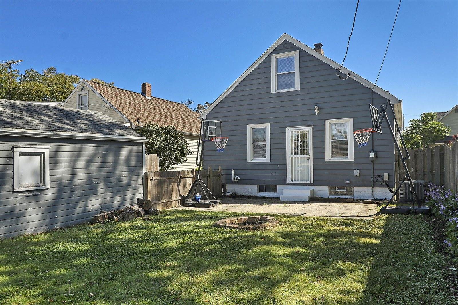 4202 18th Ave, Kenosha, WI 53140