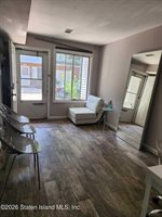 660 Ilyssa Way, Staten Island, NY 10312
