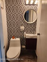 660 Ilyssa Way, Staten Island, NY 10312