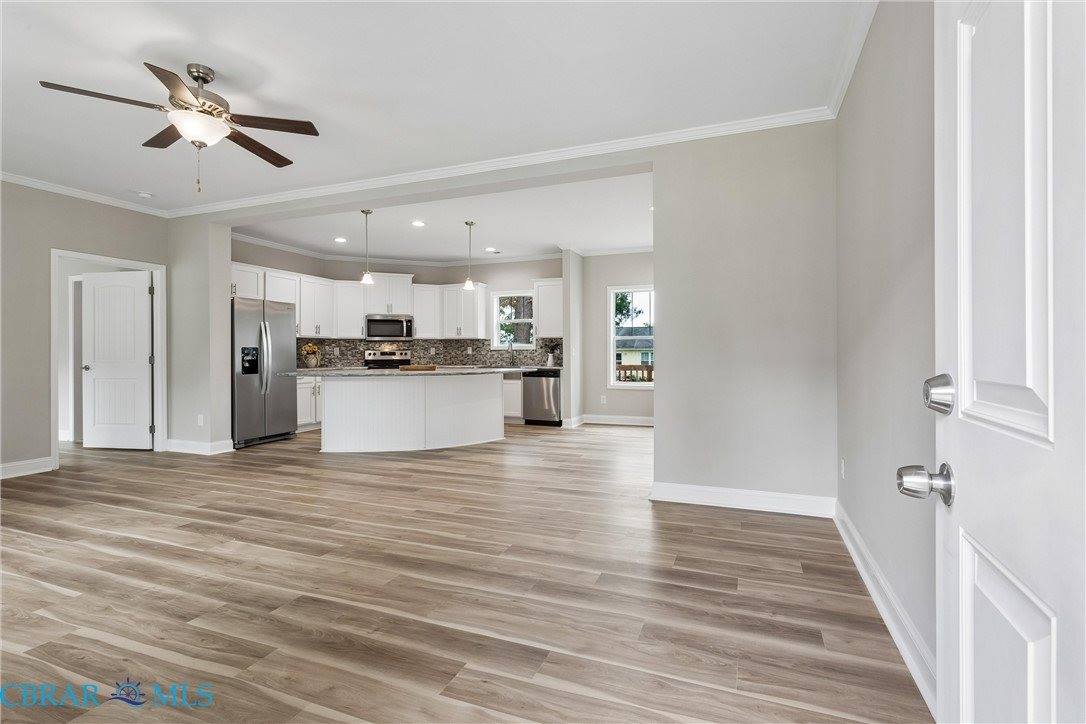 4081 Eagle Road, Hayes, VA 23072