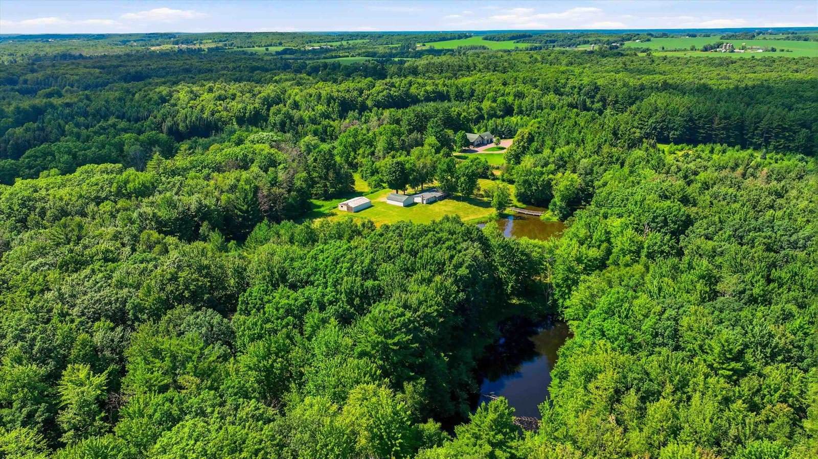 11555 Eisenhower Drive, Chili, WI 54420