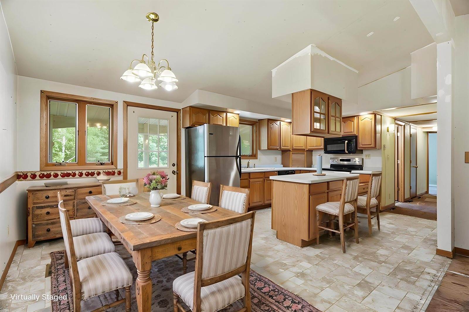 11555 Eisenhower Drive, Chili, WI 54420