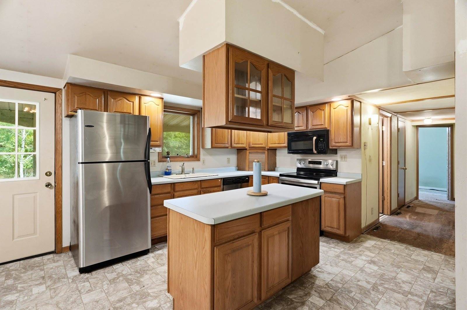 11555 Eisenhower Drive, Chili, WI 54420