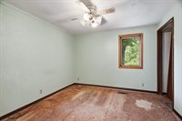 11555 Eisenhower Drive, Chili, WI 54420