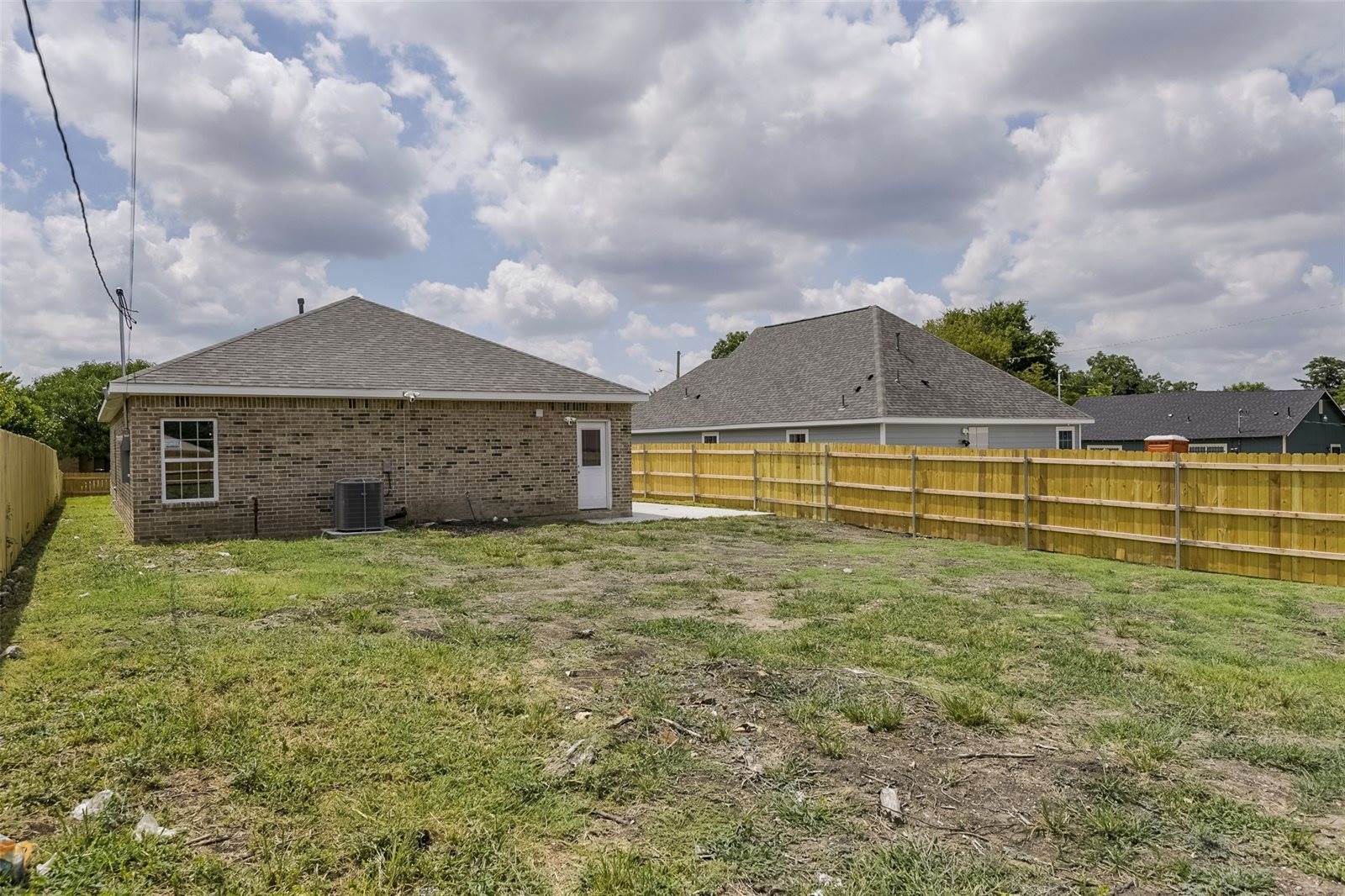 2506 South Denley Drive, Dallas, TX 75216
