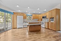 1204 16th Ave SW, Minot, ND 58701