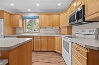 1204 16th Ave SW, Minot, ND 58701