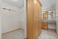 1204 16th Ave SW, Minot, ND 58701