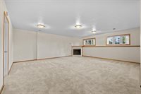 1204 16th Ave SW, Minot, ND 58701