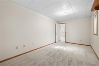 1204 16th Ave SW, Minot, ND 58701