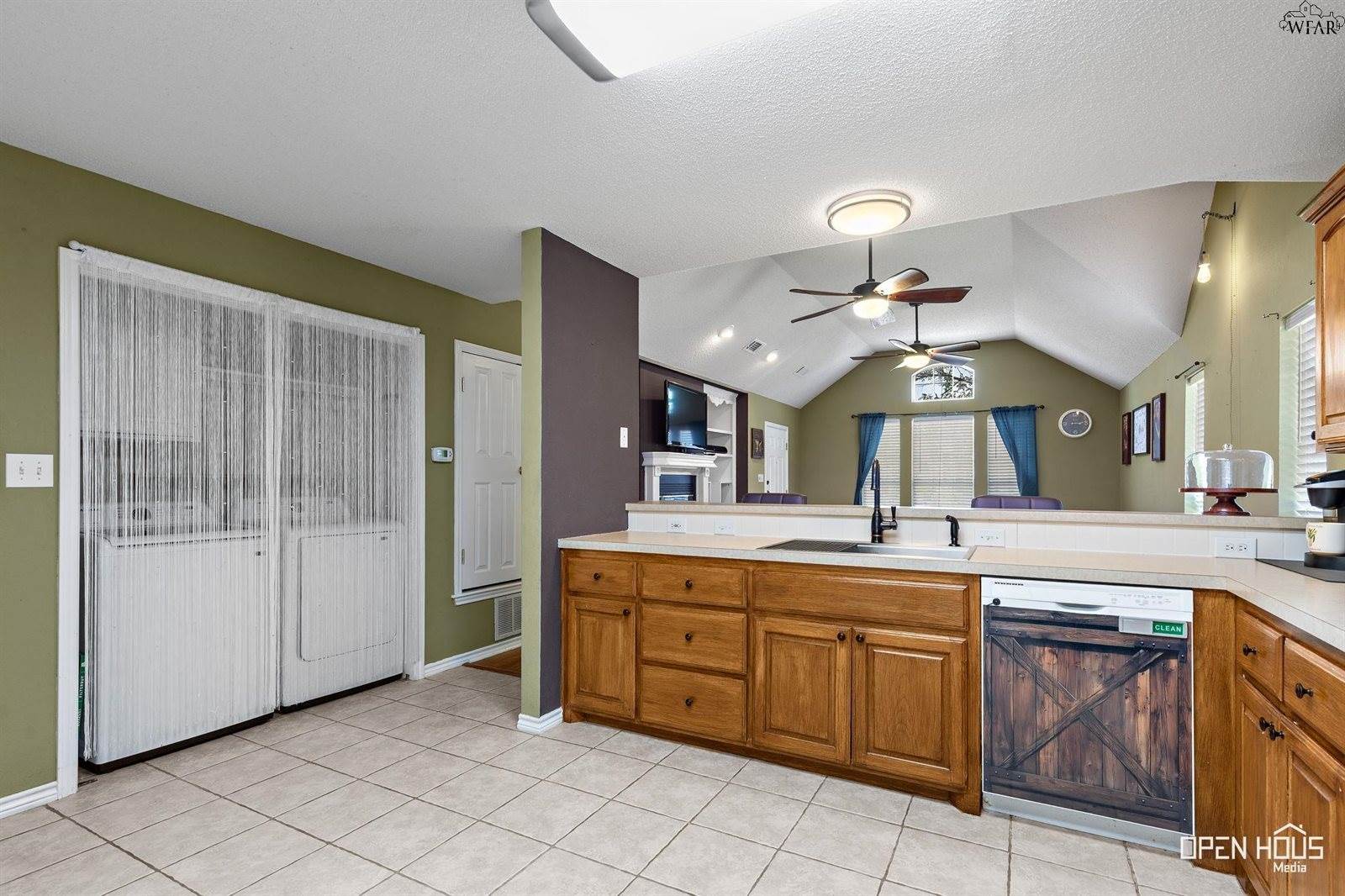 6015 Oakmont Drive, Wichita Falls, TX 76310