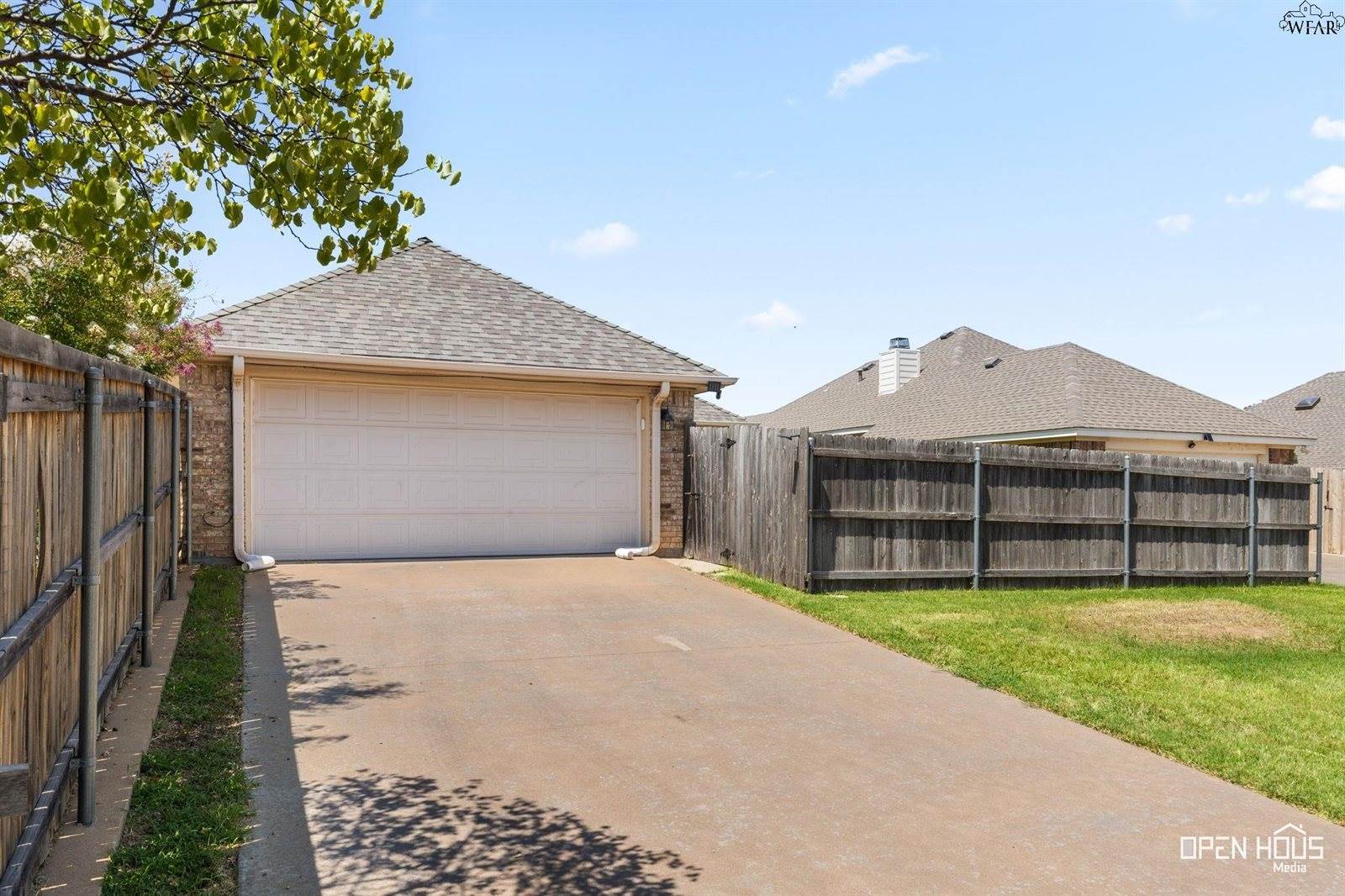 6015 Oakmont Drive, Wichita Falls, TX 76310
