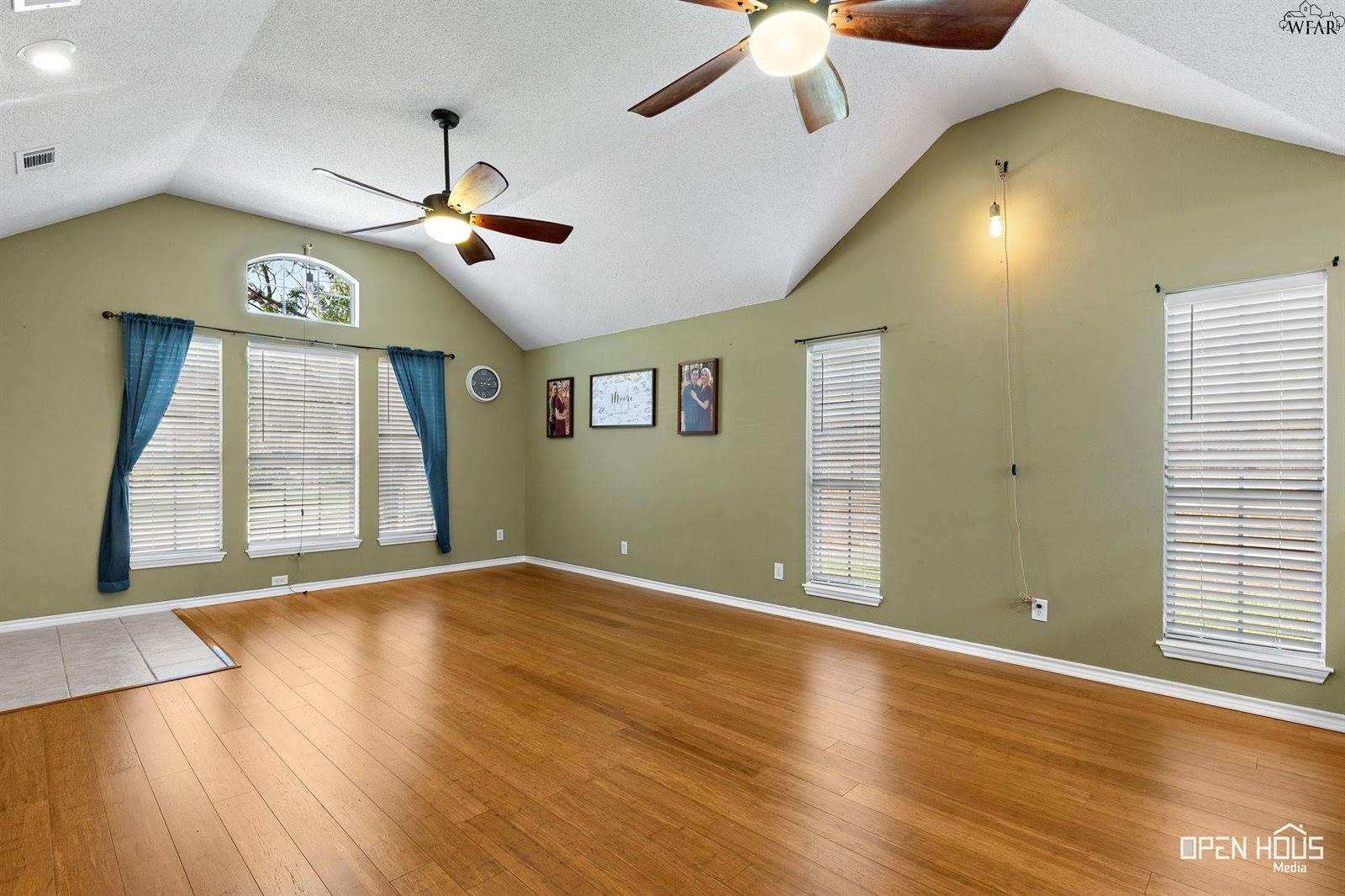 6015 Oakmont Drive, Wichita Falls, TX 76310