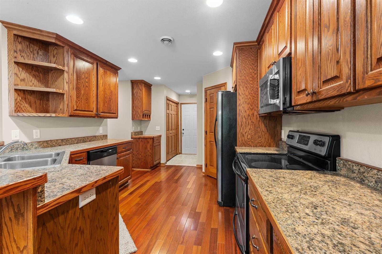 14425 Grand Oaks Drive, Baxter, MN 56425