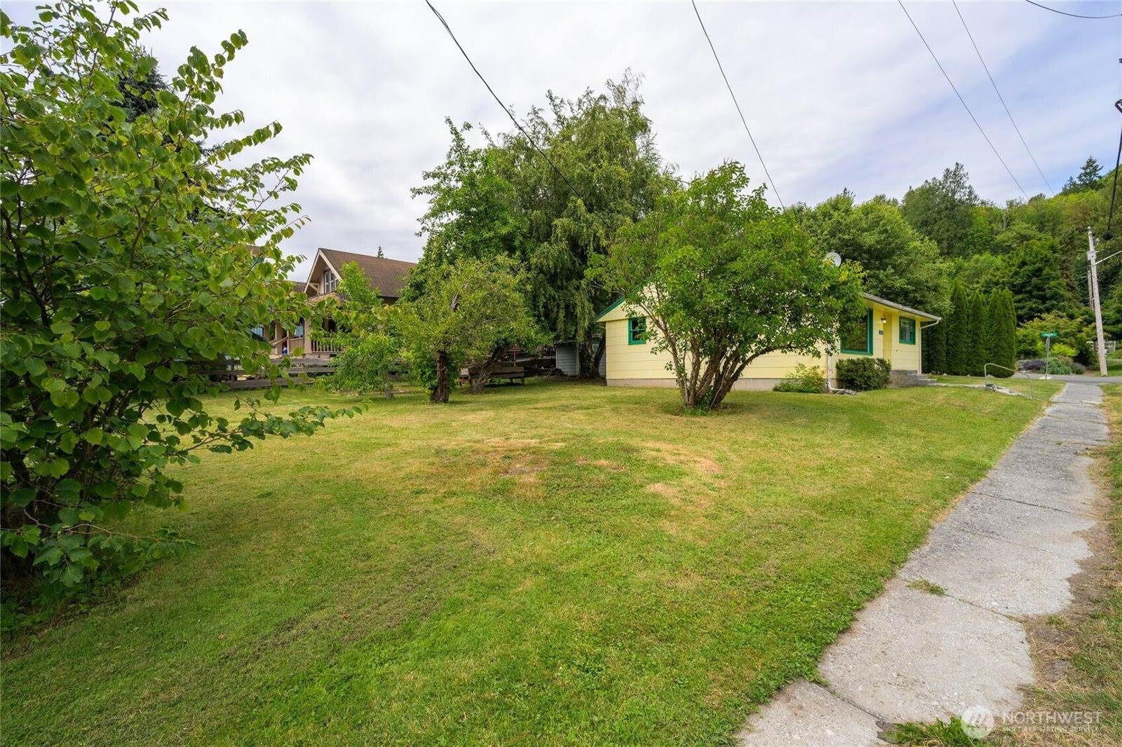 7320 E Avenue, Concrete, WA 98237