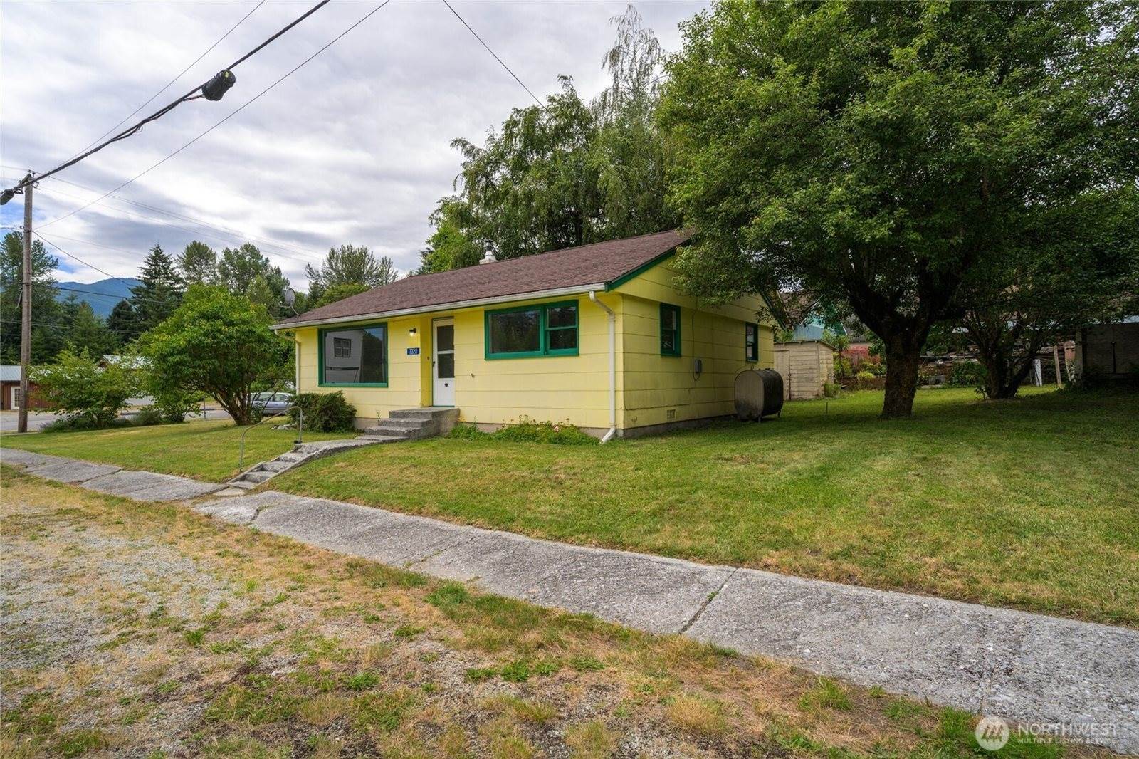 7320 E Avenue, Concrete, WA 98237