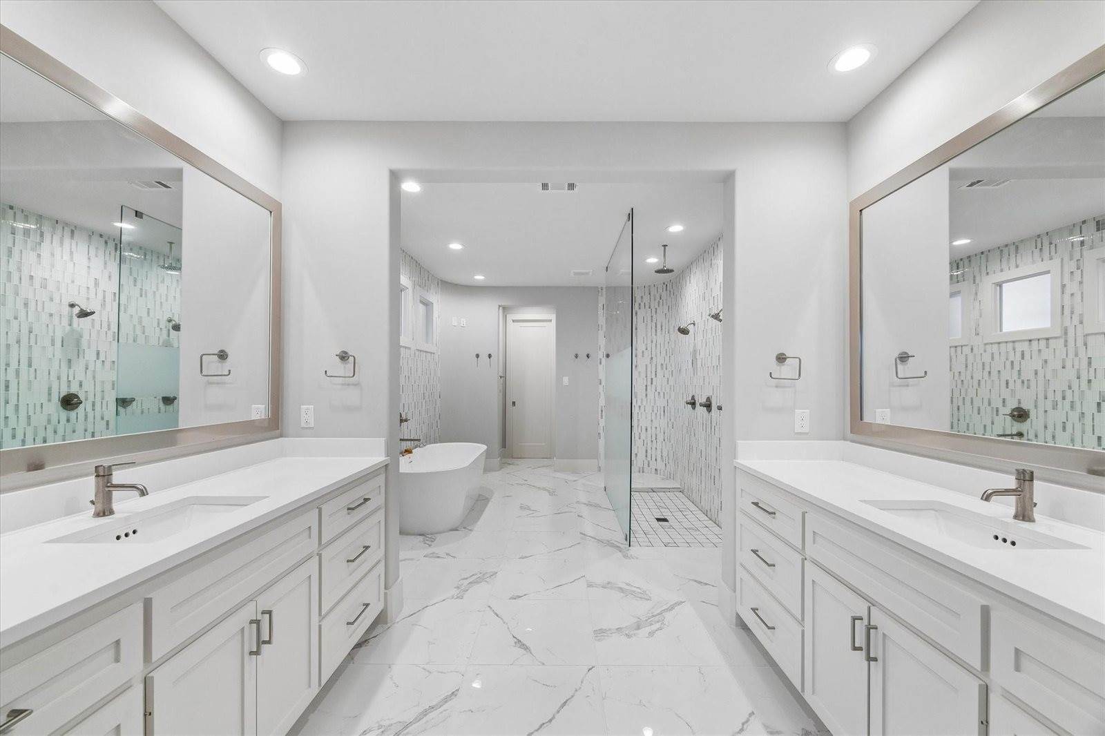 209 Malone Street, Houston, TX 77007