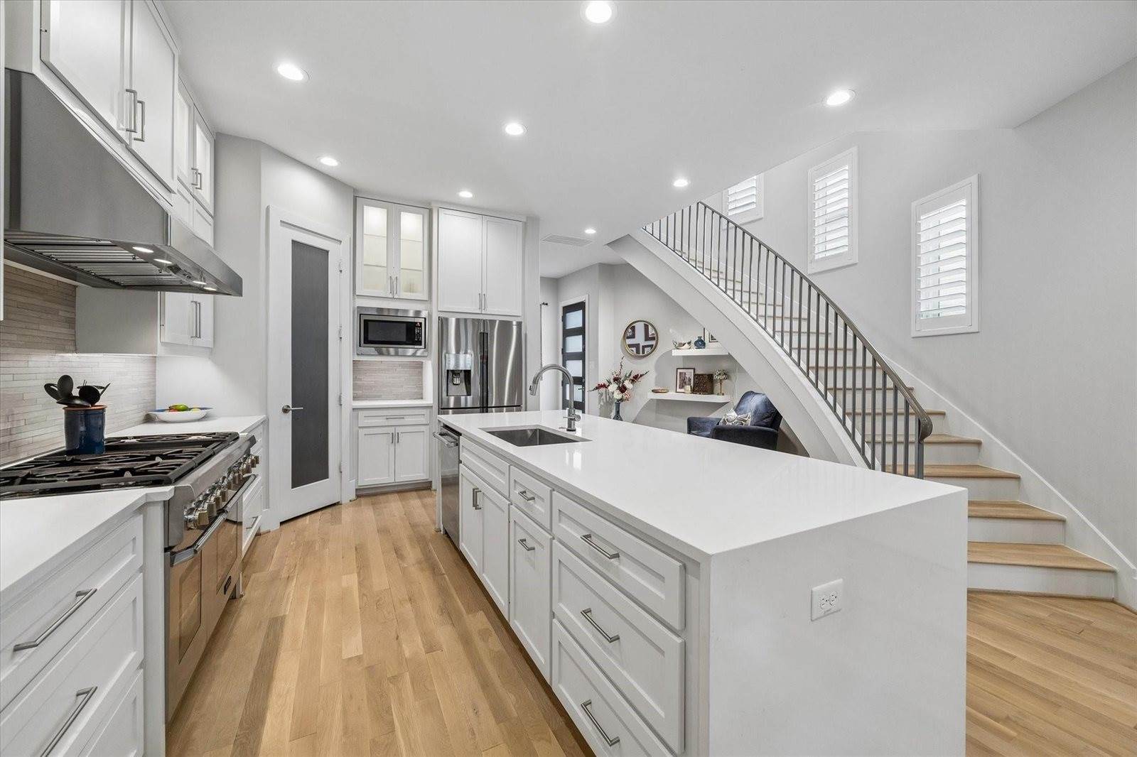 209 Malone Street, Houston, TX 77007
