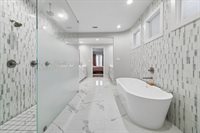 209 Malone Street, Houston, TX 77007