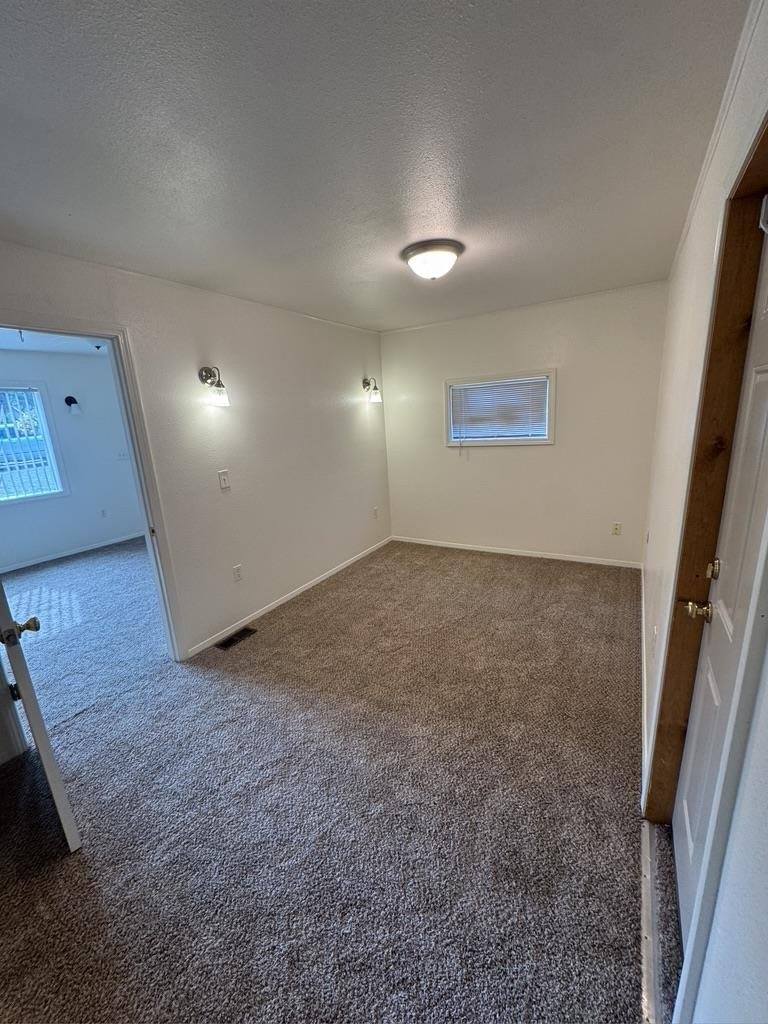 6 Blanche Avenue, Fairbanks, AK 99701