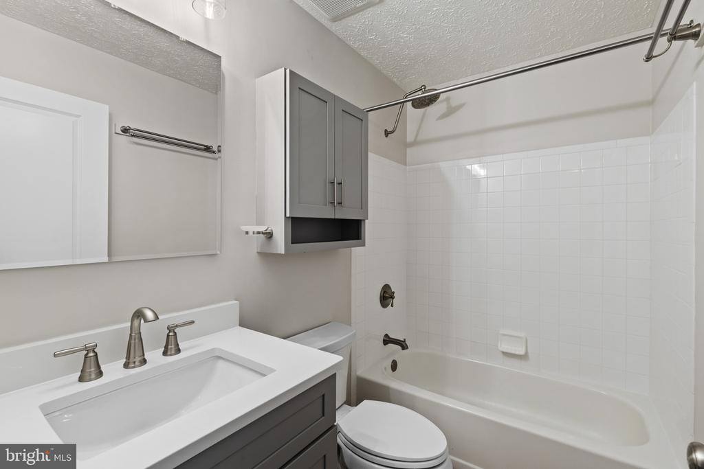 9520 Windbeat Way, Columbia, MD 21046