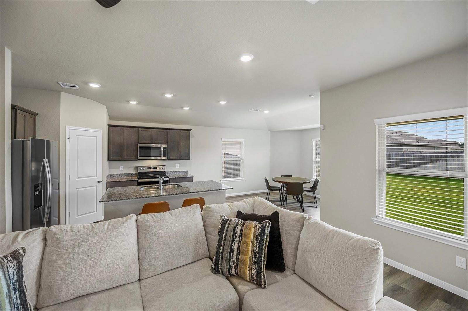 5333 Samuel Run, Bryan, TX 77807