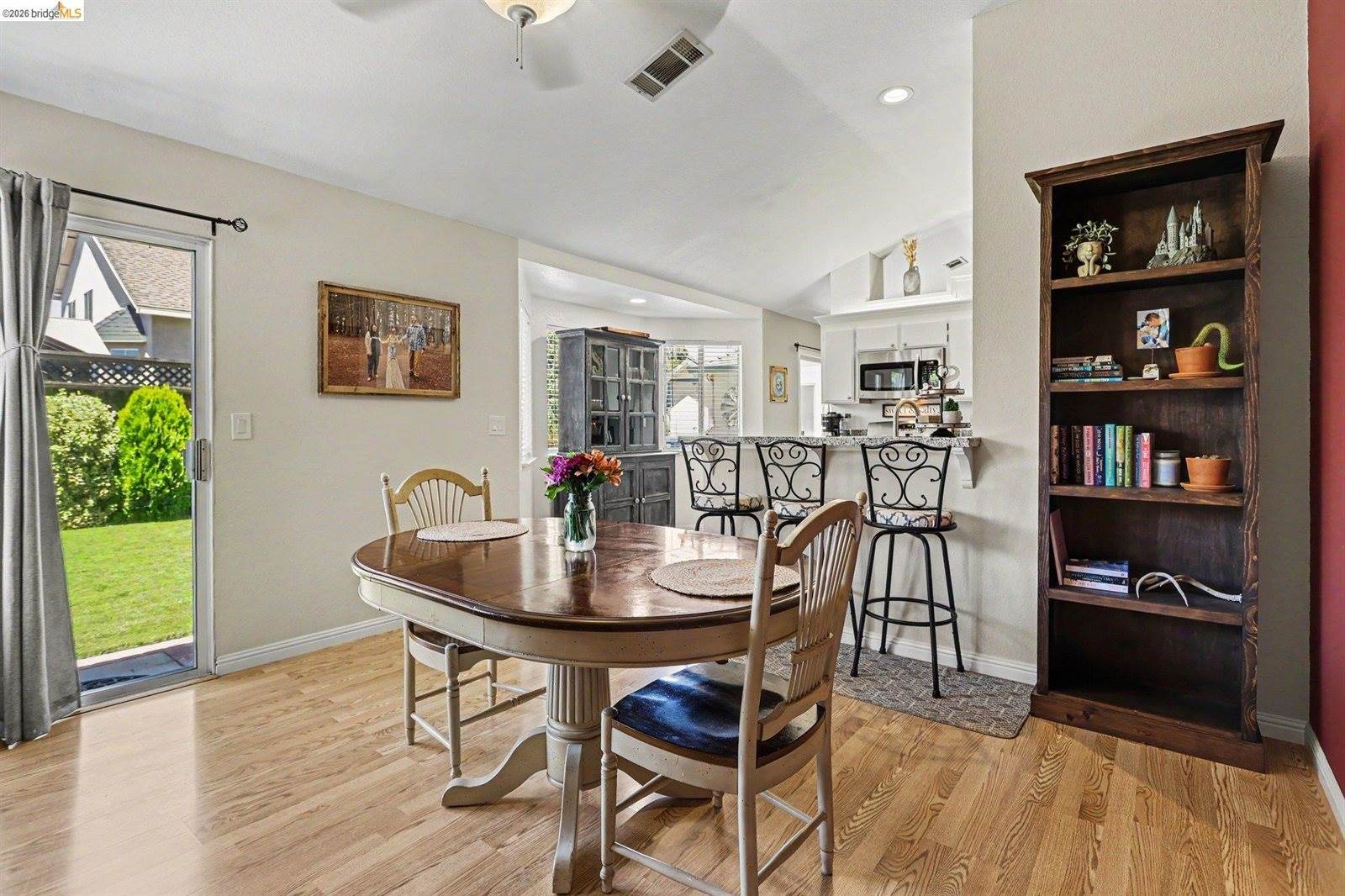 1749 Domaine Way, Oakley, CA 94561