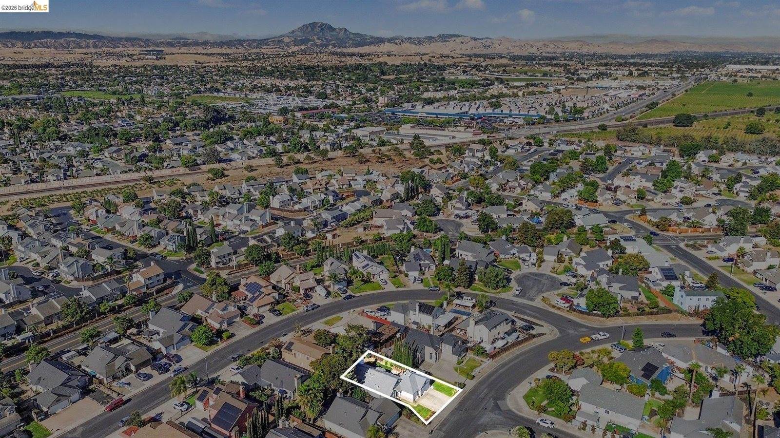 1749 Domaine Way, Oakley, CA 94561