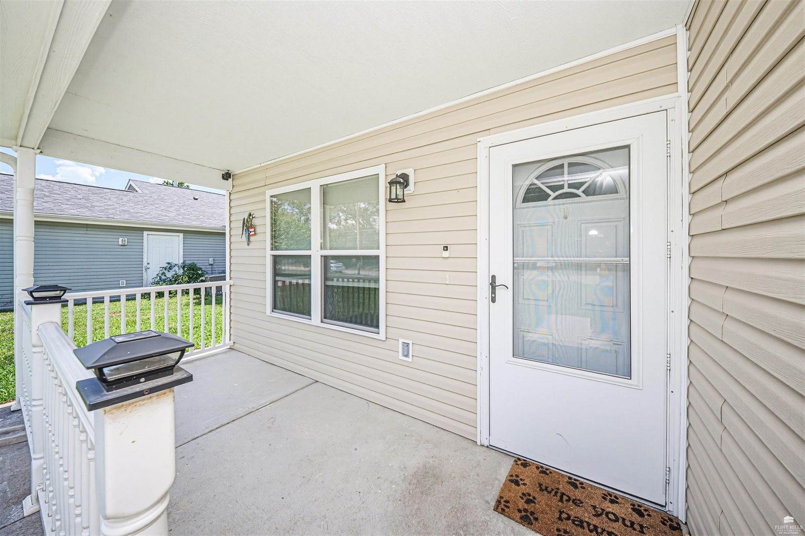 219 East 17th Street, Junction City, KS 66441