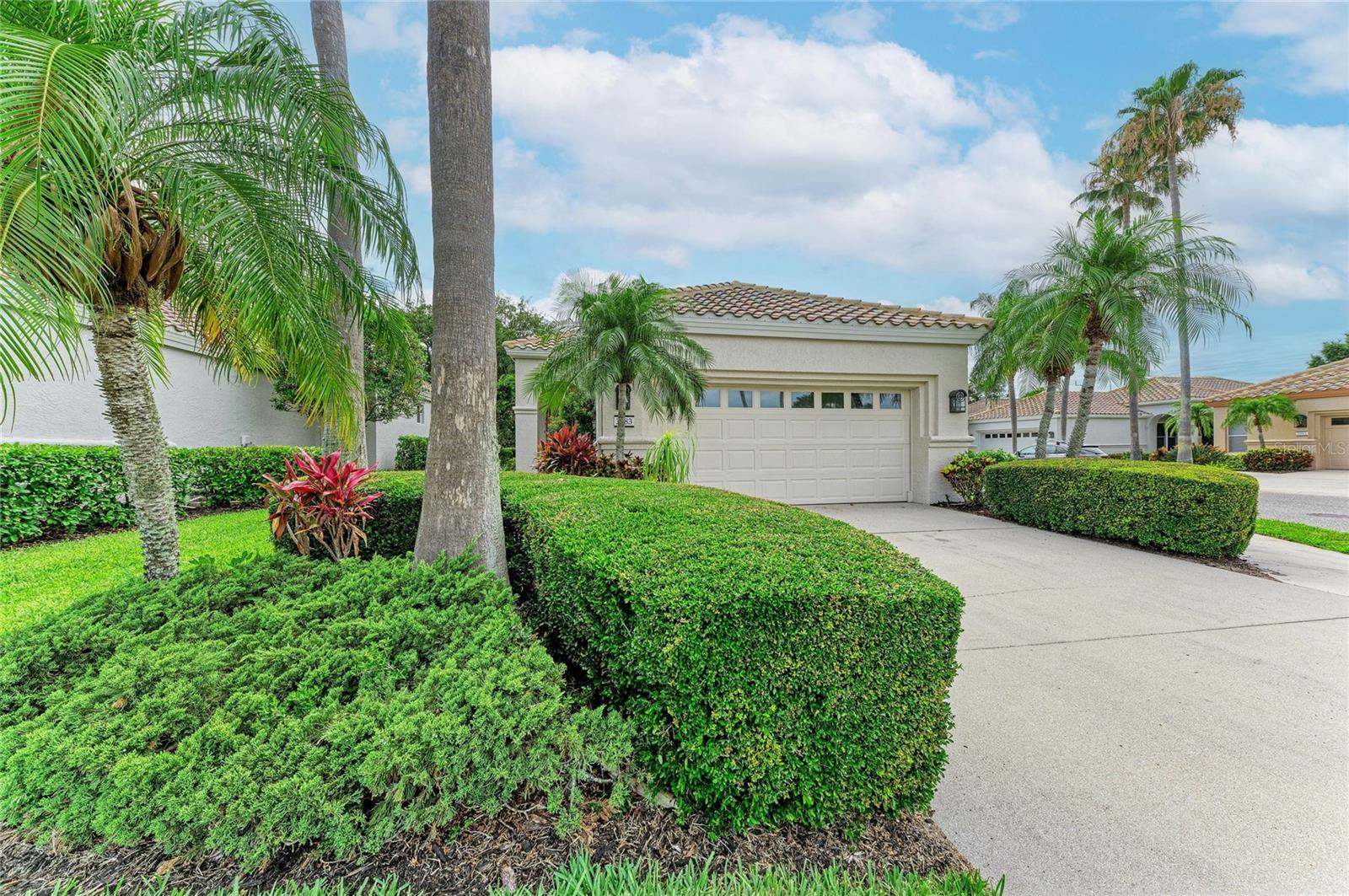 3883 Alamanda Drive, Sarasota, FL 34238