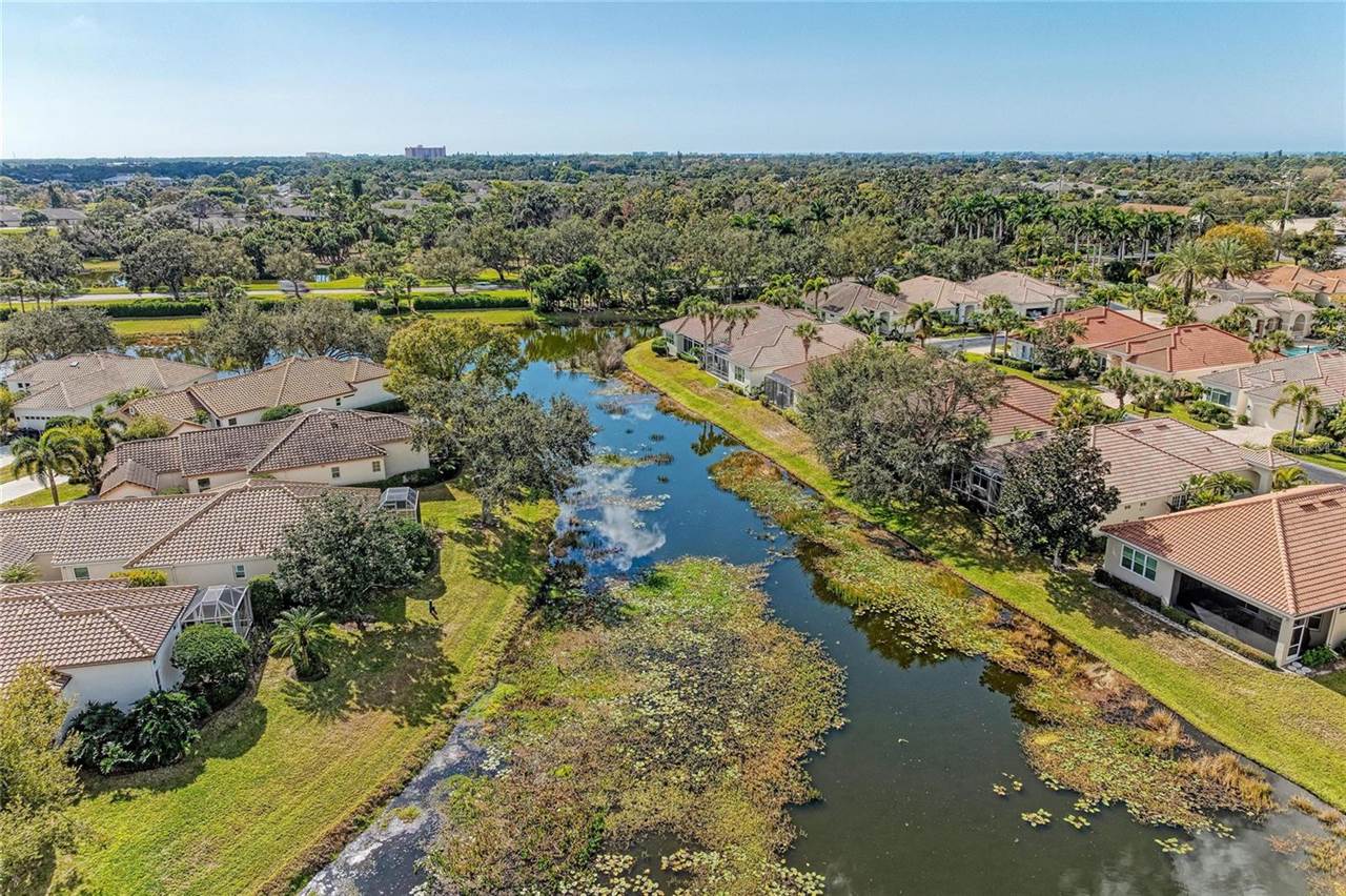 3883 Alamanda Drive, Sarasota, FL 34238