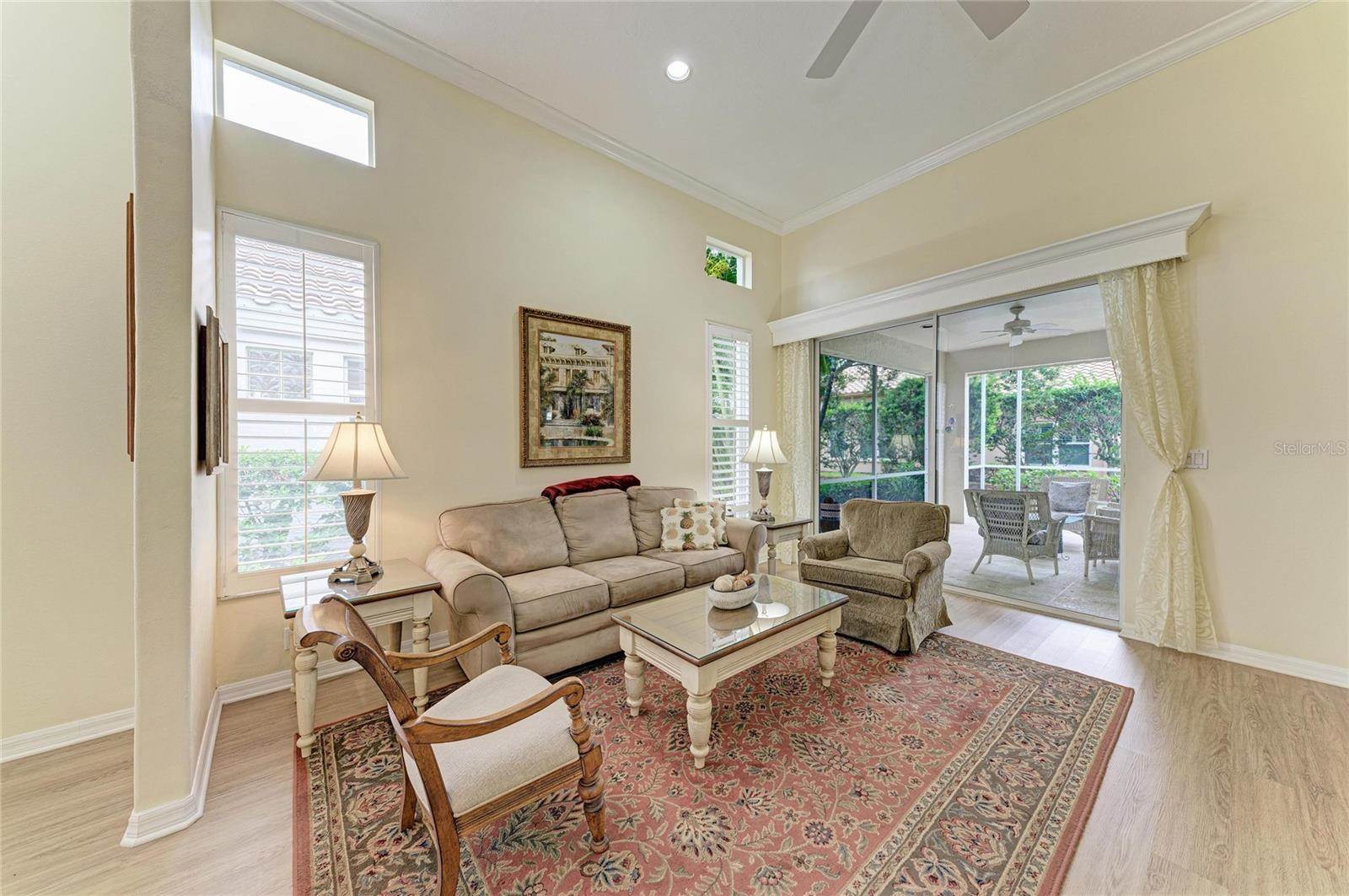 3883 Alamanda Drive, Sarasota, FL 34238