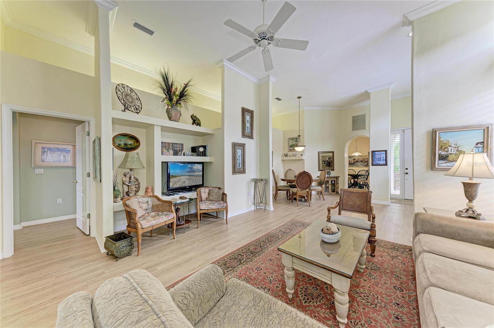 3883 Alamanda Drive, Sarasota, FL 34238