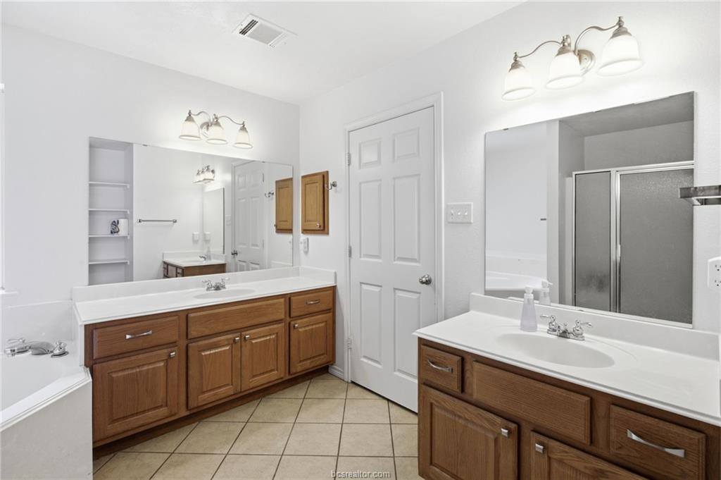 1103 Harrisonburg Lane, College Station, TX 77845